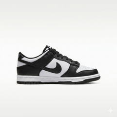Dunk Low Sneakers